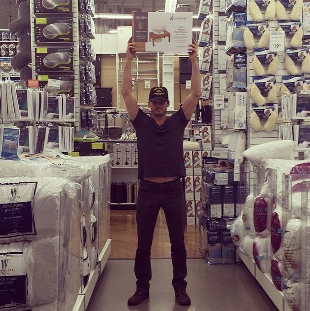 Austin Nichols, Chloe Bennet,